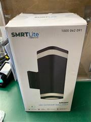 SMRTLite Smart LED Outdoor Wall Light - 1005 062 091